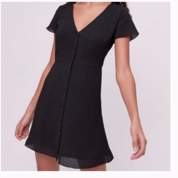 Aritzia Dresses & Skirts - LIKE NEW Aritzia Wilfred Nazaire Dress - Size US 10